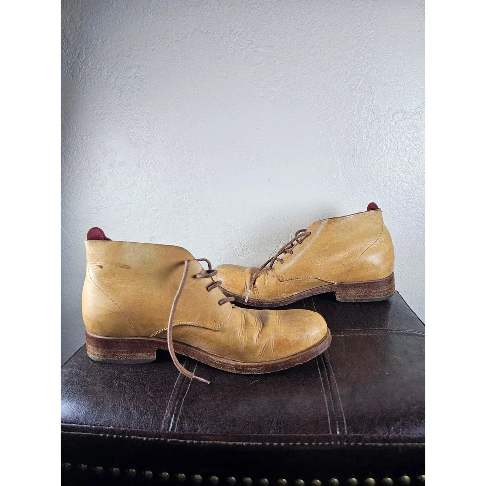 John Fluevog Yellow Camel Tan Lace Leather Preppy Honor is‎ Strength Boots sz 8